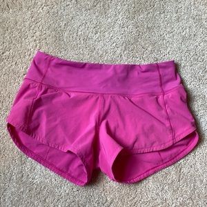 Lululemon Speed up shorts Sonic pink